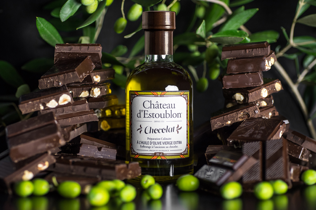 PDT-2018-Inspiration cadeaux-Chateau Estoublon-Huile olive-chocolat-Les Papotis de Thalie