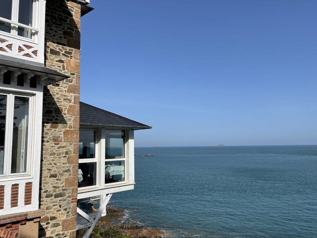 PDT-2022-Le_Manoir_du_Sphinx-Exterieur